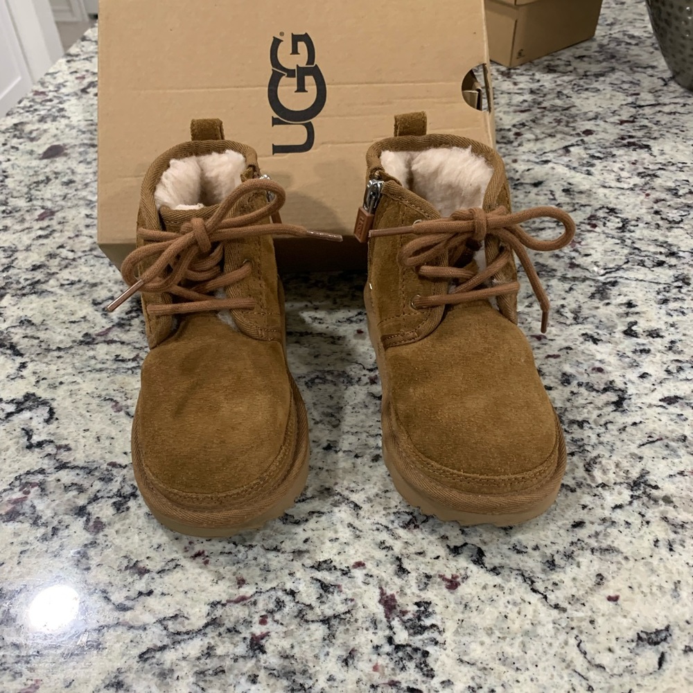 Toddler brown Ugg boots in a size 10, only worn once.